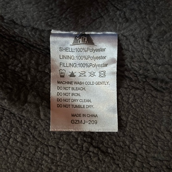 Men's Loose Fit Workwear Vest Fleece-Lined Durability Waterproof Mock-Neck Vest - Picture 15 of 16